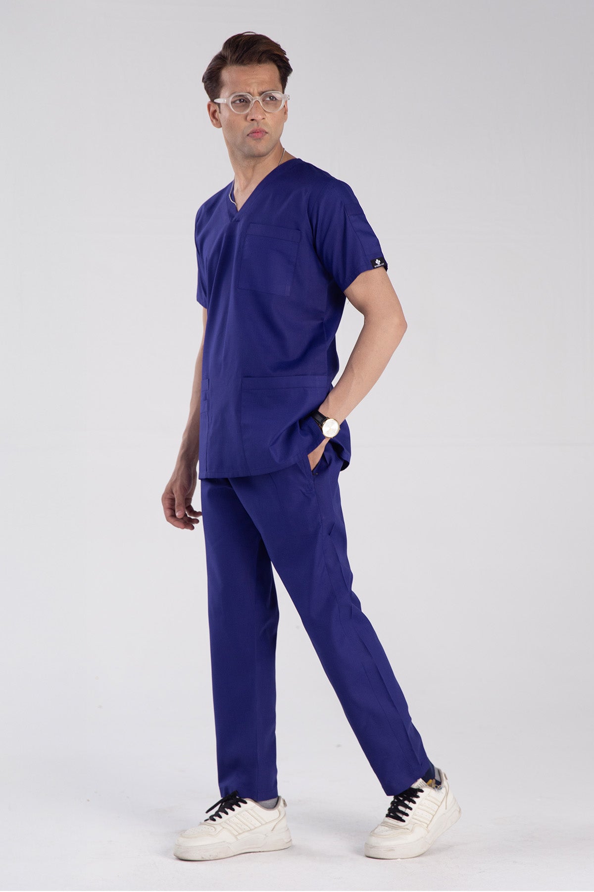 Tailored Men’s Scrub